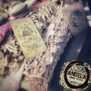 In Progress/ Vintage Crochet Lace & Fabrics Bundles